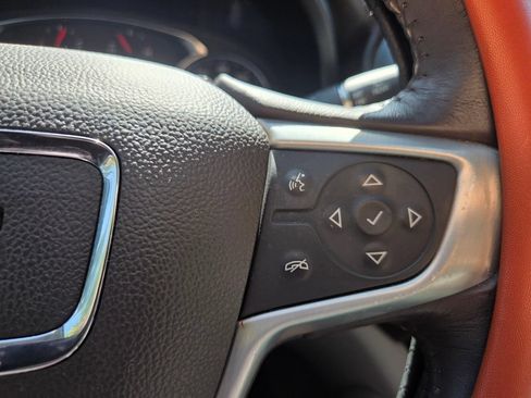 Used 2018 GMC Acadia SLT FWD image 14