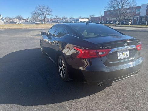 Used 2016 Nissan Maxima Platinum image 4