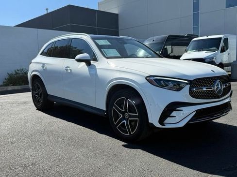 Used 2026 Mercedes-Benz GLC 300 image 9
