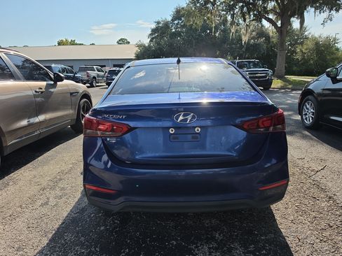 Used 2021 Hyundai Accent SE FWD image 4