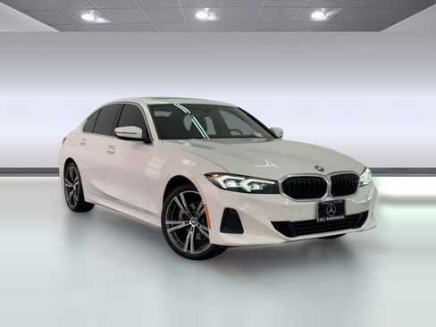 Used 2024 BMW 330i Sedan w/ Convenience Package RWD image 6
