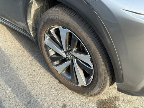 Used 2018 Lexus NX 300h AWD w/ Premium Package image 12