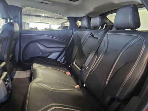Used 2021 Ford Mustang Mach-E Premium RWD image 31