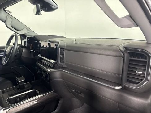 Used 2025 Chevrolet Silverado 1500 LTZ w/ Technology Package AWD/4WD image 36