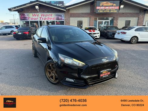 Used 2017 Ford Focus ST FWD image 1