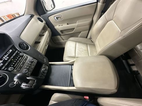 Used 2013 Honda Pilot Touring image 23
