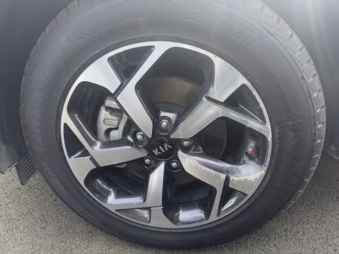 Used 2022 Kia Sportage LX image 8