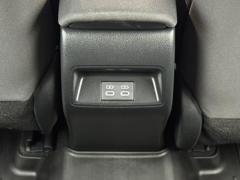 Used 2024 Toyota Corolla LE FWD image 16