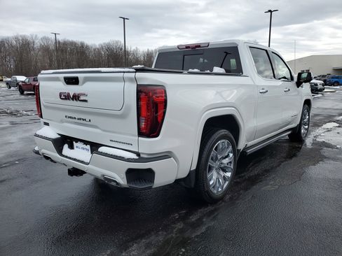 Used 2025 GMC Sierra 1500 Denali image 3