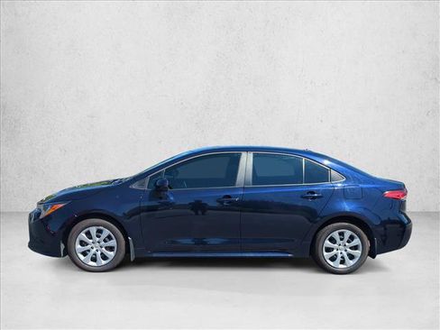 Certified 2025 Toyota Corolla LE FWD image 9