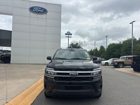 Used 2024 Ford Expedition Max XLT AWD/4WD image 8