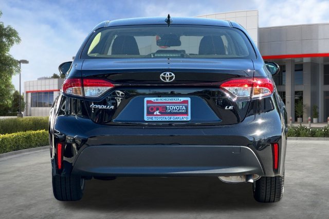 New 2027 Toyota Corolla LE w/ LE Premium Package FWD image 5