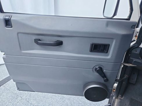 Used 1997 Land Rover Defender 90 image 20