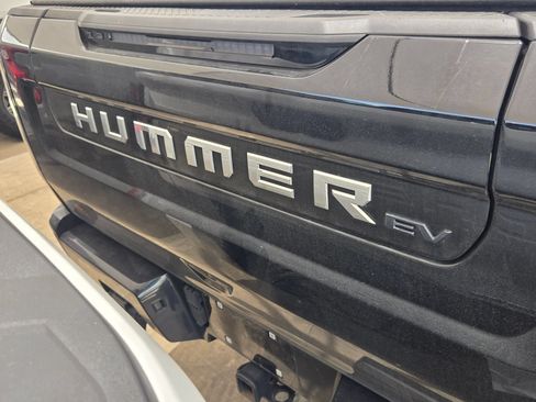 Used 2025 GMC Hummer EV 3X w/ Extreme Off-Road Package AWD/4WD image 7