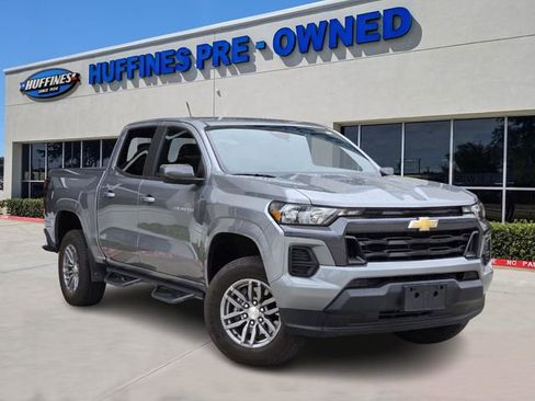 Used 2023 Chevrolet Colorado LT image 1