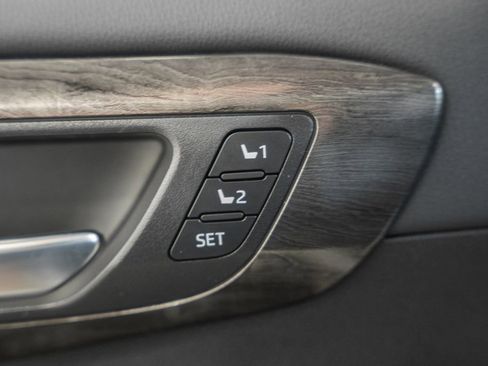 New 2026 Toyota Highlander Platinum image 46