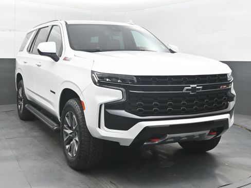 Used 2024 Chevrolet Tahoe Z71 AWD/4WD image 3