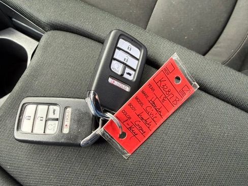 Used 2018 Honda Civic EX image 41