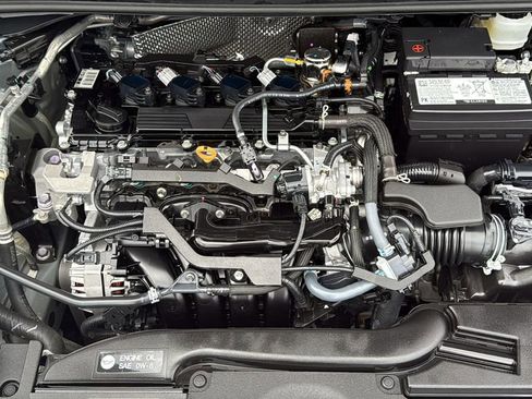Certified 2025 Toyota Corolla LE image 34
