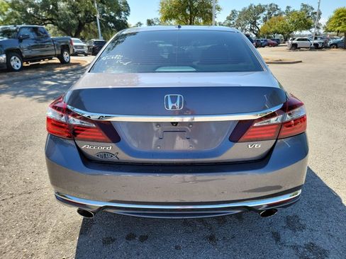 Used 2016 Honda Accord EX-L image 6