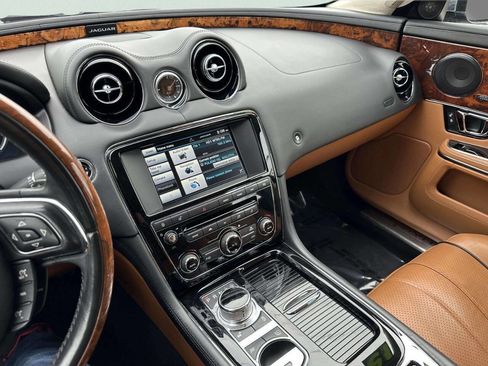 Used 2015 Jaguar XJ L Portfolio image 30