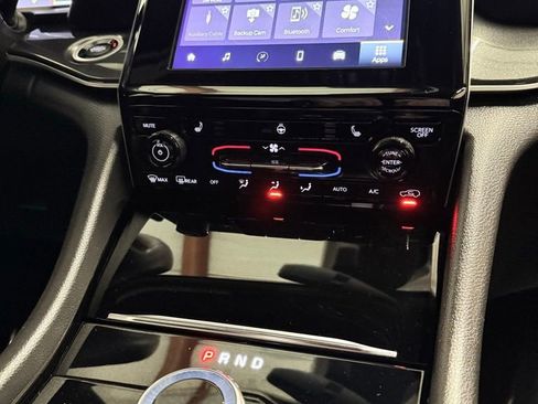 Used 2022 Jeep Grand Cherokee Altitude image 25