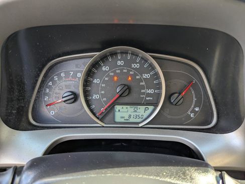 Used 2014 Toyota RAV4 XLE AWD/4WD image 18