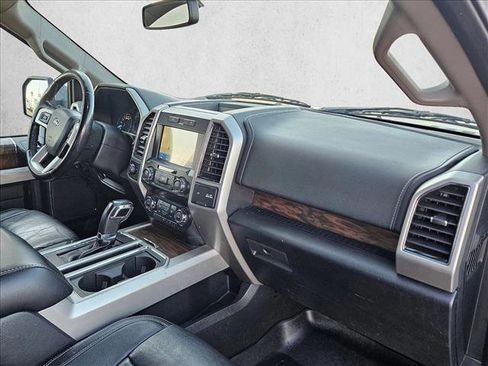 Used 2019 Ford F150 Lariat image 20