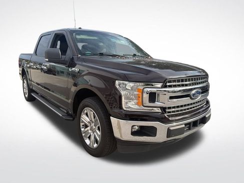 Used 2018 Ford F150 XLT w/ Equipment Group 302A Luxury image 2