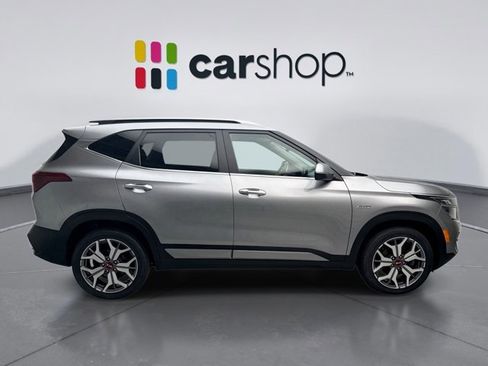 Used 2021 Kia Seltos SX w/ SX Sunroof Package AWD/4WD image 6
