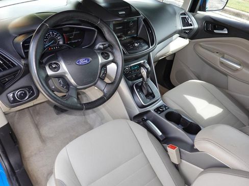 Used 2015 Ford C-MAX SE w/ Equipment Group 202A FWD image 16