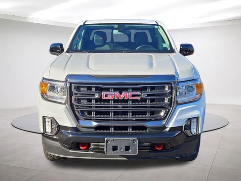 Used 2022 GMC Canyon AT4 image 2