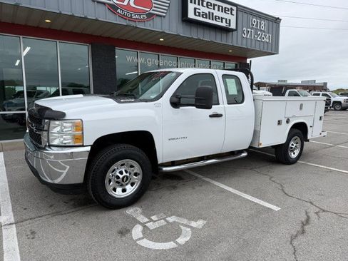 Used 2013 Chevrolet Silverado 2500 W/T AWD/4WD image 1