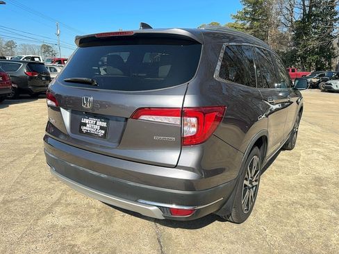 Used 2019 Honda Pilot Touring image 4
