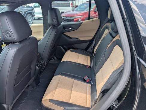 New 2026 Chevrolet Equinox ACTIV w/ Convenience Package III AWD/4WD image 9