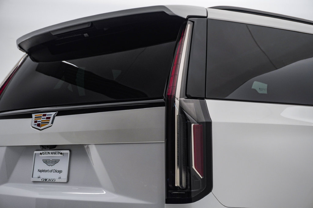 Used 2023 Cadillac Escalade V w/ Heavy-Duty Trailer Package AWD/4WD image 13