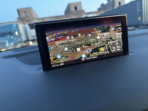 Used 2019 Audi Q7 3.0T Prestige image 30