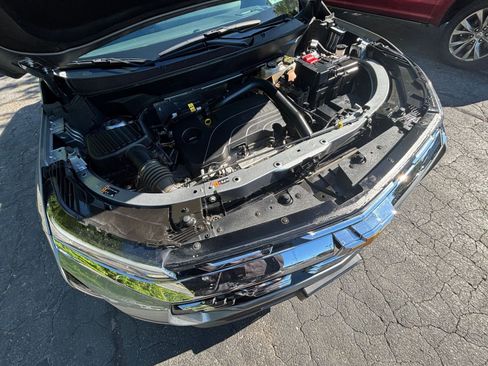 Used 2025 Chevrolet Equinox LT FWD image 28