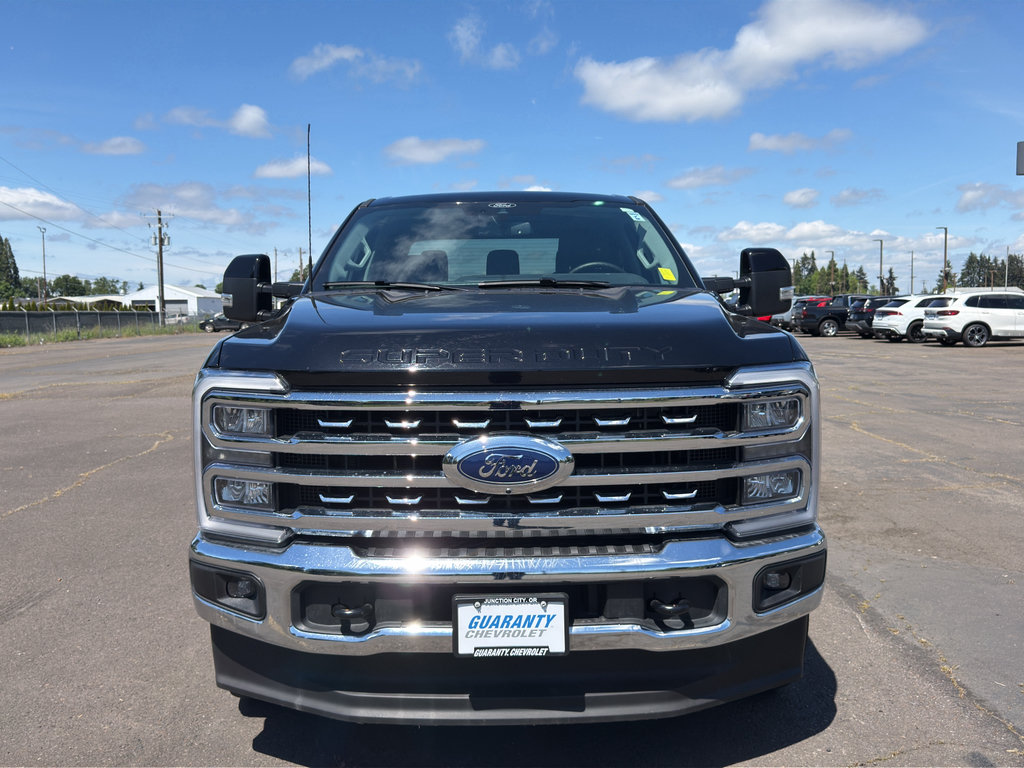 Used 2025 Ford F350 Lariat w/ Camper Package AWD/4WD image 2