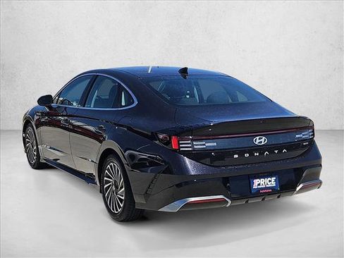 Used 2025 Hyundai Sonata SEL FWD image 8