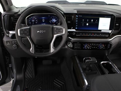 New 2026 Chevrolet Silverado 1500 LT Trail Boss w/ Safety Package AWD/4WD image 11