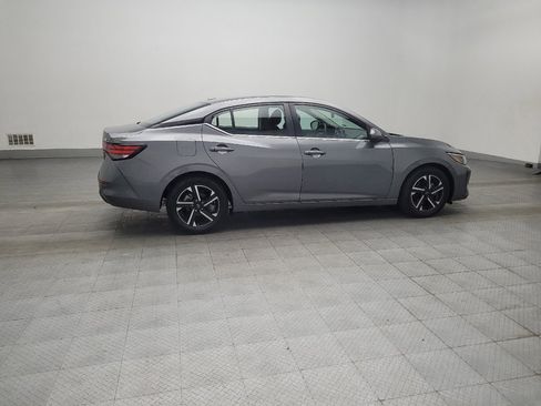 Used 2024 Nissan Sentra SV FWD image 10