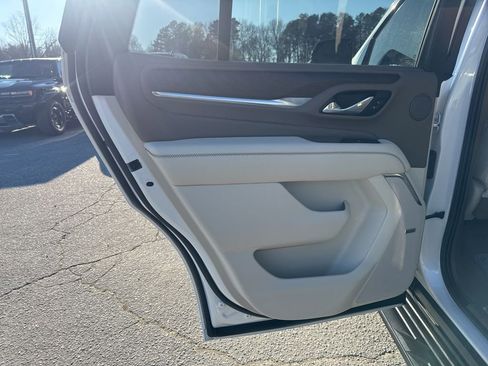 Used 2021 GMC Yukon Denali image 30