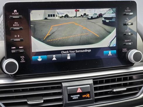 Used 2022 Honda Accord Sport image 19