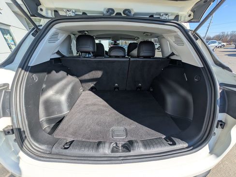 Used 2019 Jeep Compass Latitude image 11