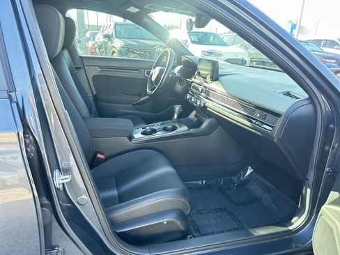 Certified 2025 Honda Civic Sport image 14