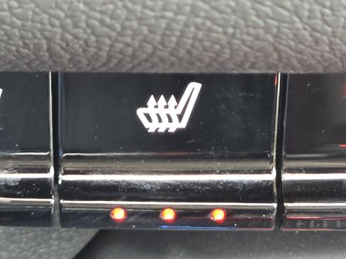 Certified 2023 Chevrolet Blazer RS w/ Driver Confidence II Package image 12