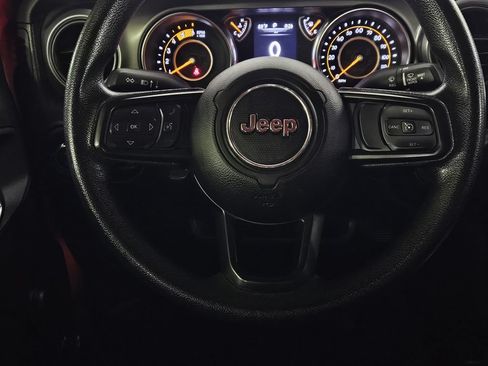 Used 2022 Jeep Gladiator Sport AWD/4WD image 11