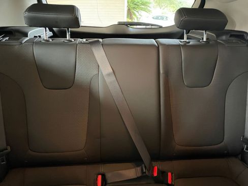 Used 2025 Buick Encore GX Preferred image 38