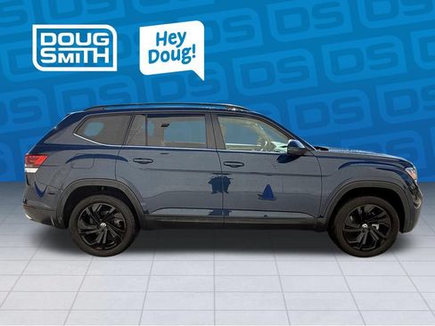 Used 2023 Volkswagen Atlas SE AWD/4WD image 5